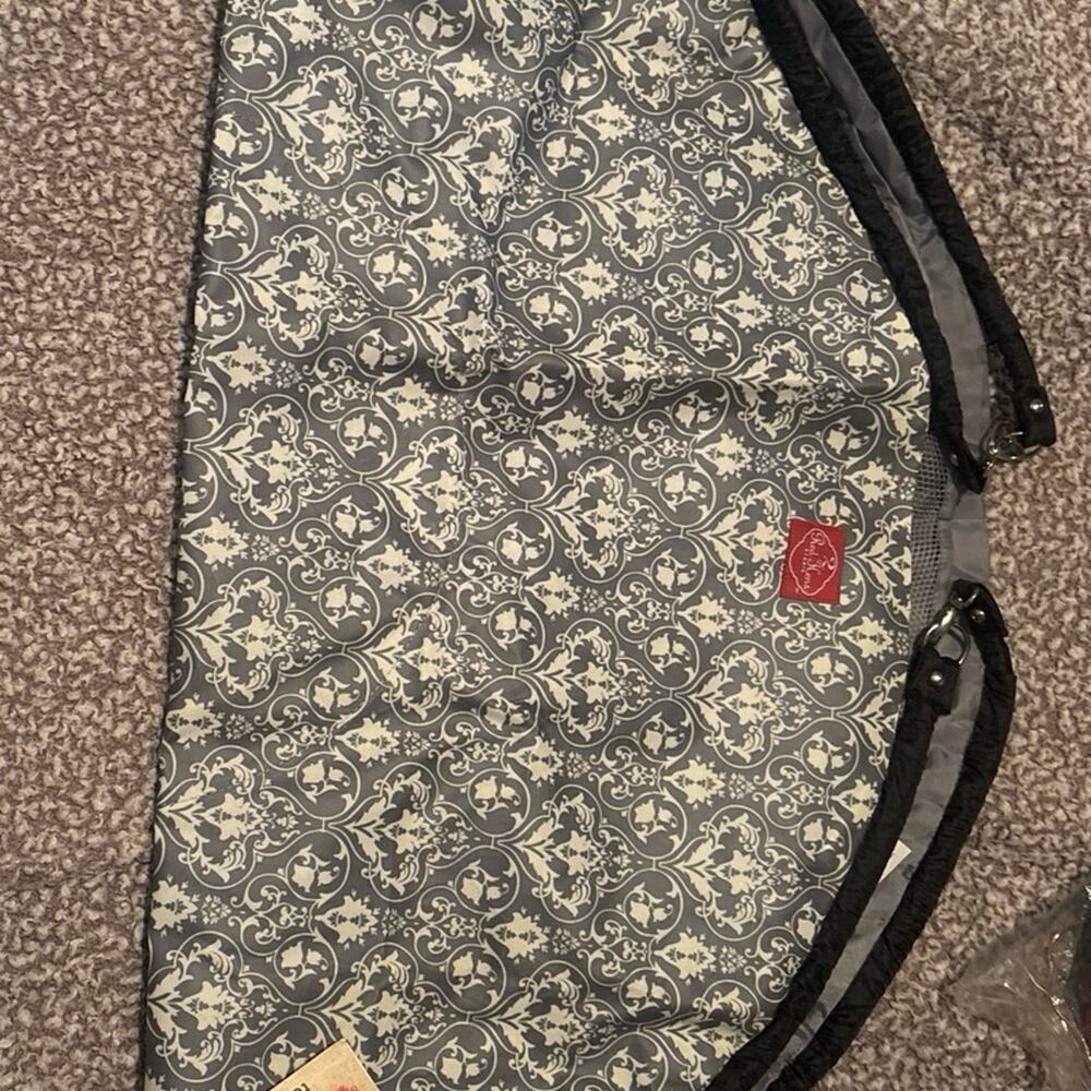 2 Red Hens Toy Nanny